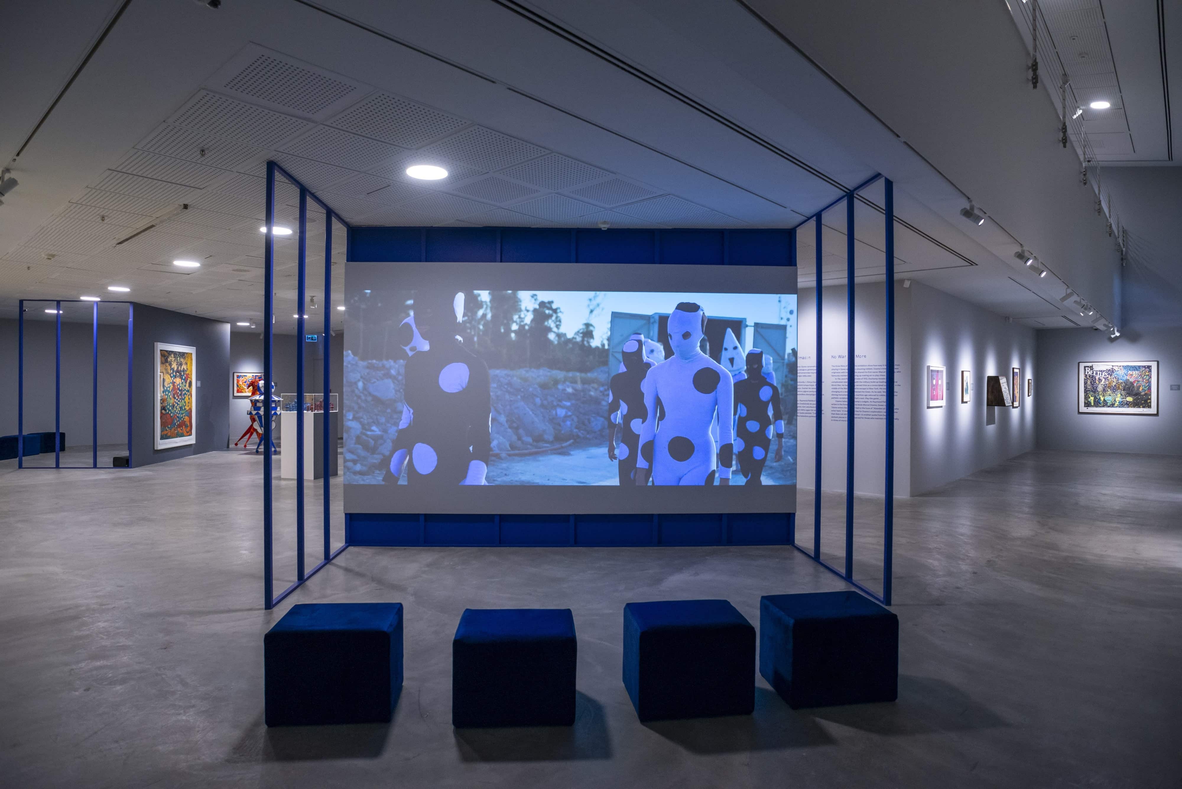 MARCEL DZAMA <br> Ay Işığıyla Dans  galeri 4