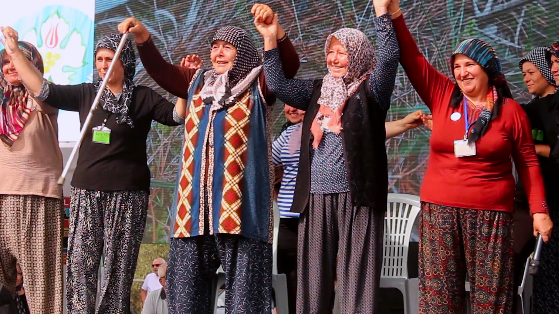 Elibirlik: Yırcalı Kadınlar görsel 2