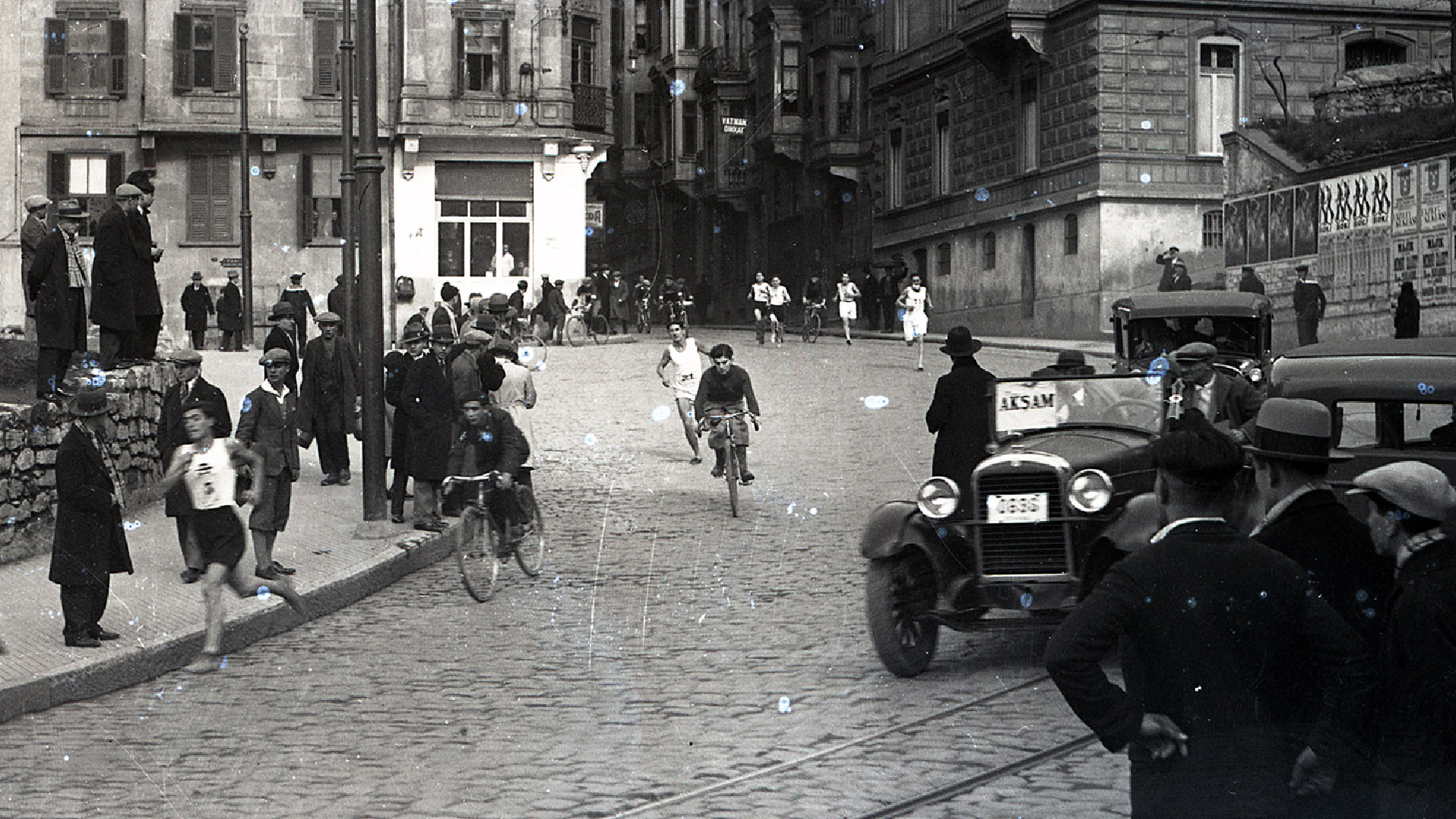 Keşfet! <br> İstanbul: Öncesi & Sonrası