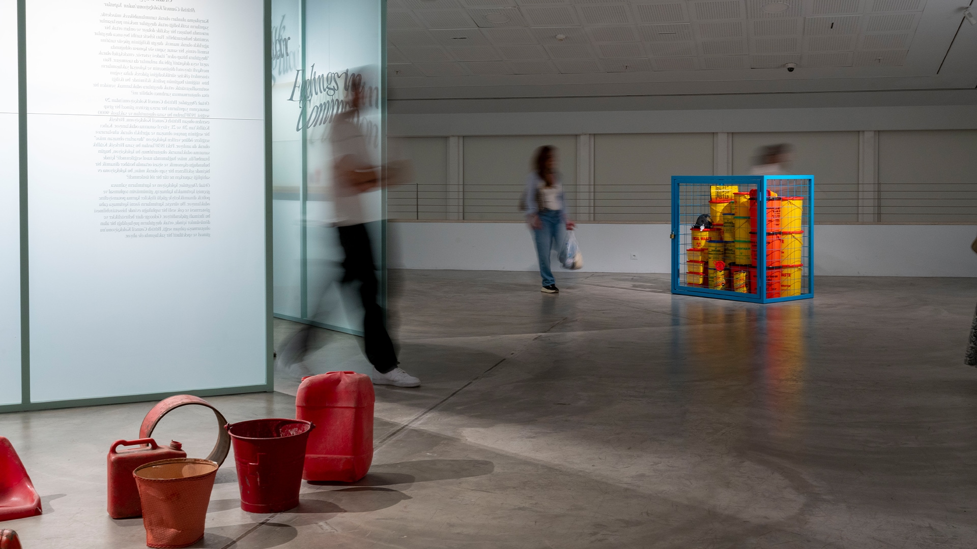  Annebella Pollen ile British Council Koleksiyonu Üzerine slide 0